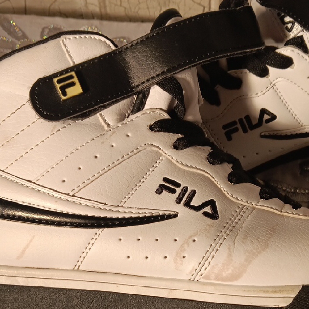 Fila Black and White High-Top Sneakers - Picture 10 of 12